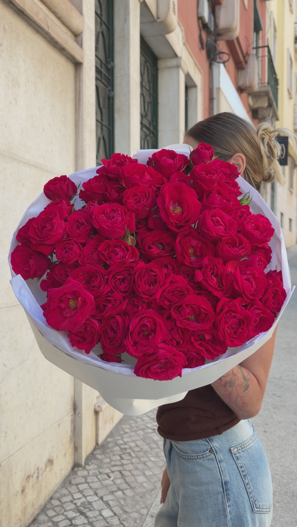 Spray Rose Bachelor