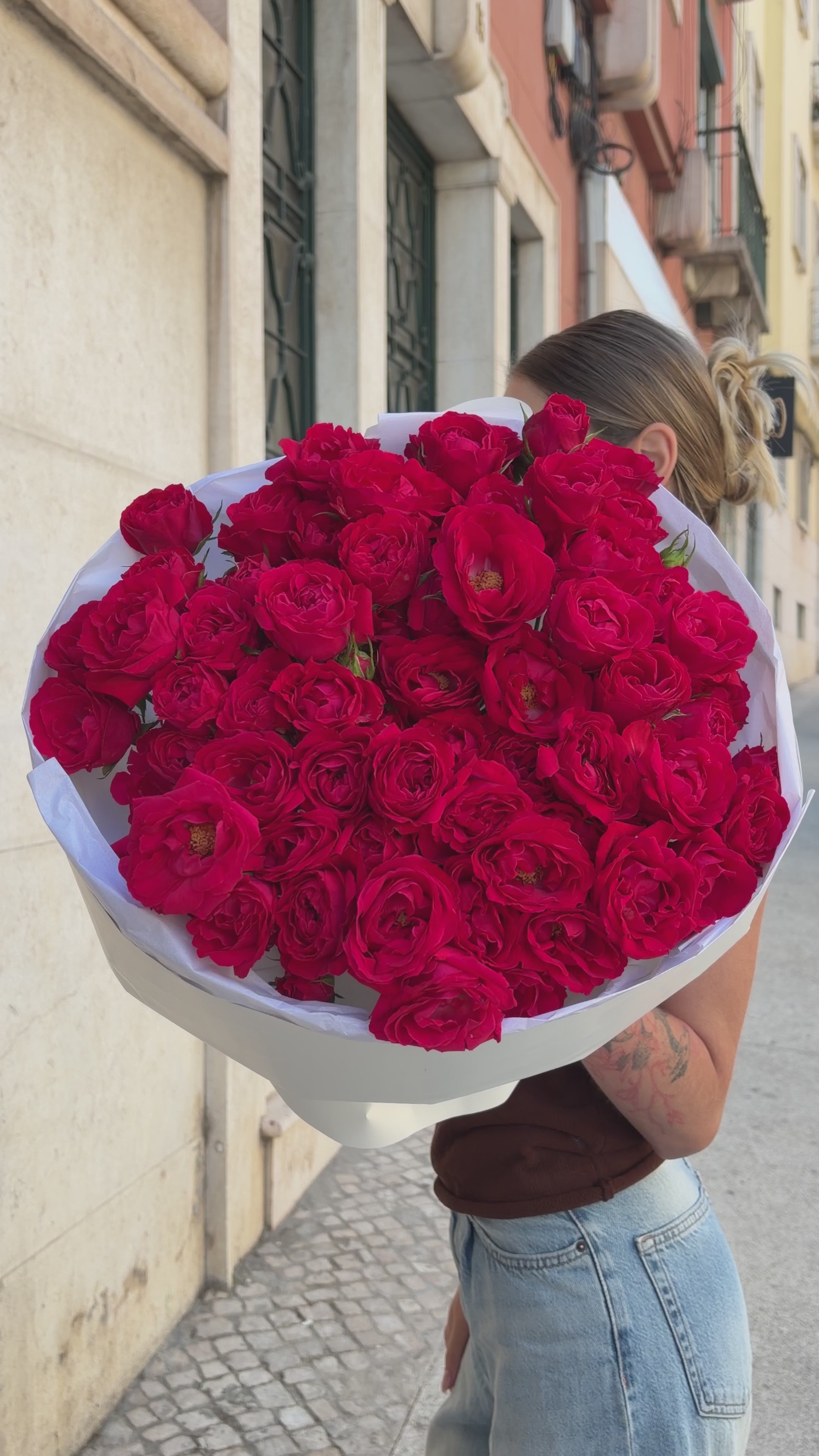 Spray Rose Bachelor